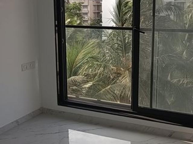 Resale | 3 BHK + Servant Room 1140 Sq.Ft. Apartment in DLH Dawn