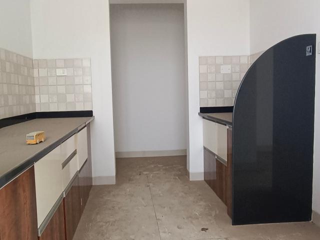 Resale | 3 BHK + Servant Room 1230 Sq.Ft. Apartment in Pethkar Siyona