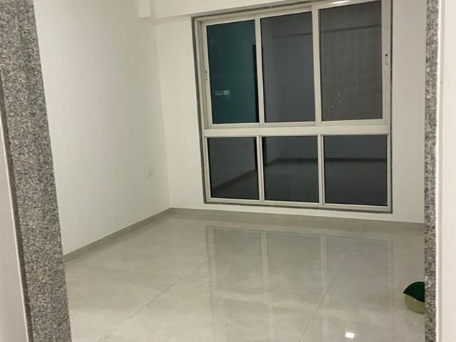 Resale | 3 BHK + Servant Room 1250 Sq.Ft. Apartment in Neelam Senroofs Nahur