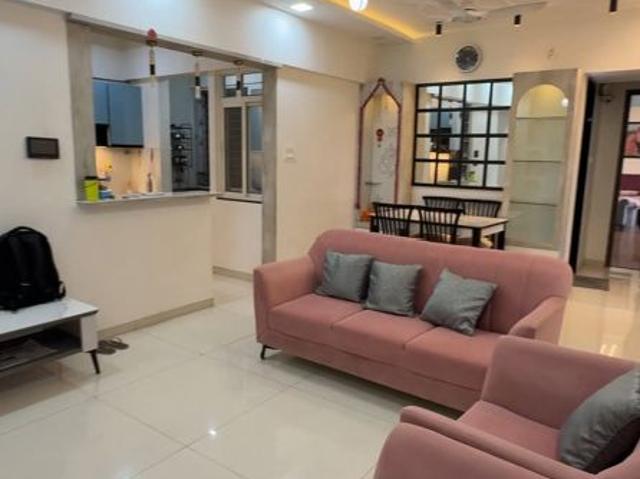 Resale | 3 BHK + Servant Room 1300 Sq.Ft. Apartment in Kolte Patil Centria