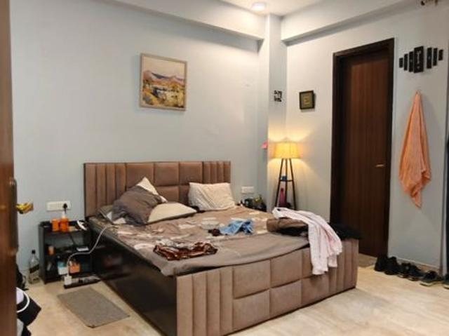 Resale | 3 BHK + Servant Room 1350 Sq.Ft. Apartment in DLF The Princeton Estate
