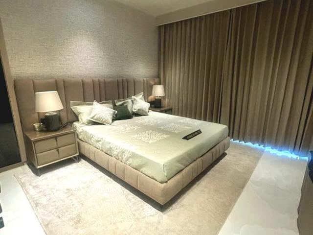 Resale | 3 BHK + Servant Room 2440 Sq.Ft. Apartment in Sector 102