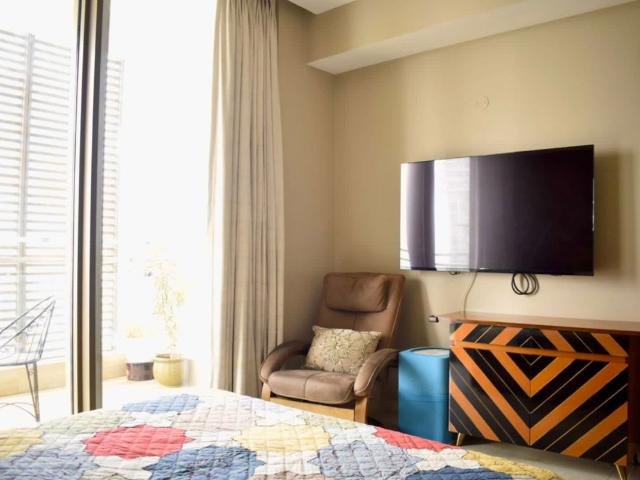Resale | 3 BHK + Servant Room 2450 Sq.Ft. Apartment in Ireo Victory Valley