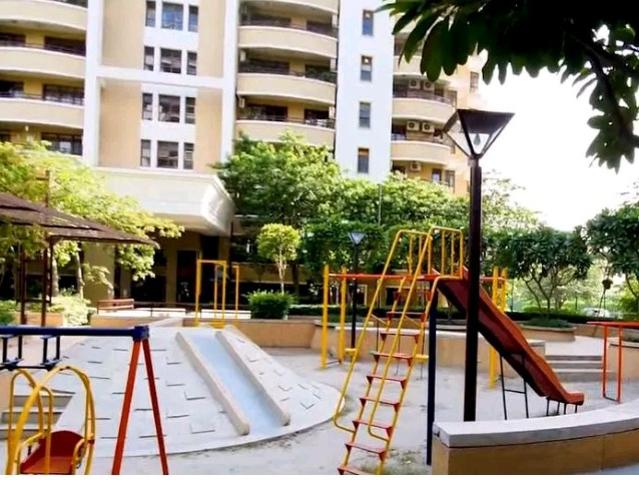Resale | 3 BHK + Servant Room 2450 Sq.Ft. Apartment in Vipul Belmonte