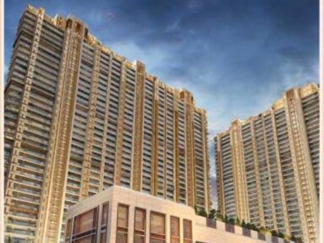 Resale | 3 BHK + Servant Room 2500 Sq.Ft. Apartment in Godrej Tropical Isle