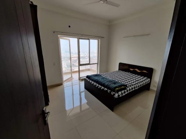 Resale | 3 BHK + Servant Room 2587 Sq.Ft. Apartment in BPTP Freedom Park Life