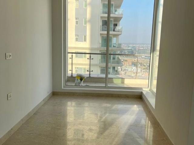 Resale | 3 BHK + Servant Room 2595 Sq.Ft. Apartment in Conscient Hines Elevate
