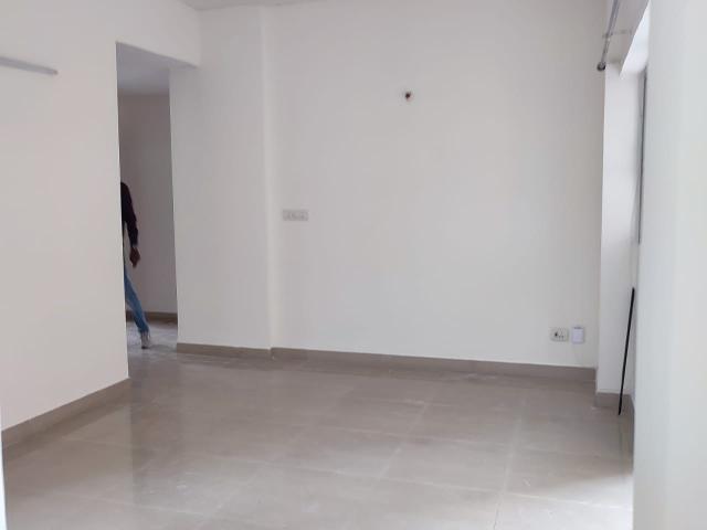 Resale | 3 BHK + Servant Room 2600 Sq.Ft. Apartment in Ardee City Palm Grove Heights