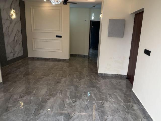 Resale | 3 BHK + Servant Room 2660 Sq.Ft. Apartment in Bestech Park View Grand Spa