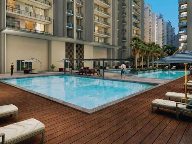 Resale | 3 BHK + Servant Room 2685 Sq.Ft. Apartment in Suncity Platinum Towers