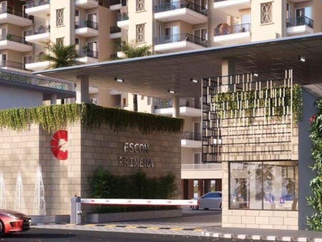 Resale | 3 BHK + Servant Room 2836 Sq.Ft. Penthouse in Aerocity