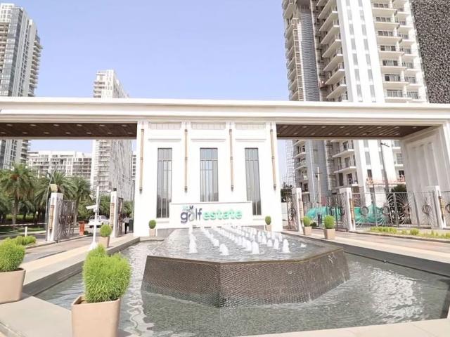 Resale | 3 BHK + Servant Room 2850 Sq.Ft. Apartment in M3M Golf Estate