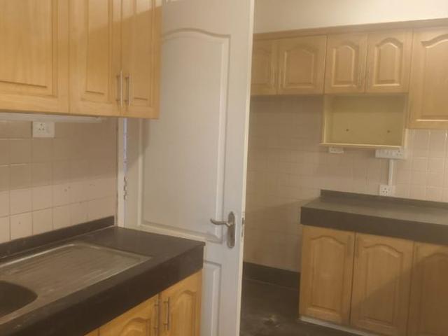 Resale | 3 BHK + Servant Room 2000 Sq.Ft. Apartment in Central Park I
