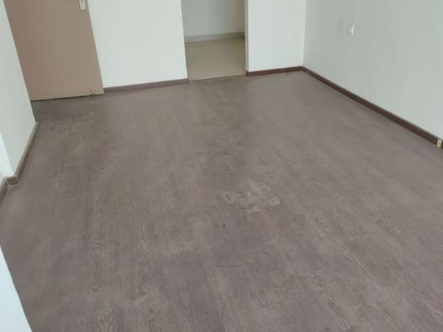 Resale | 3 BHK + Servant Room 2000 Sq.Ft. Apartment in Pareena Coban Residences