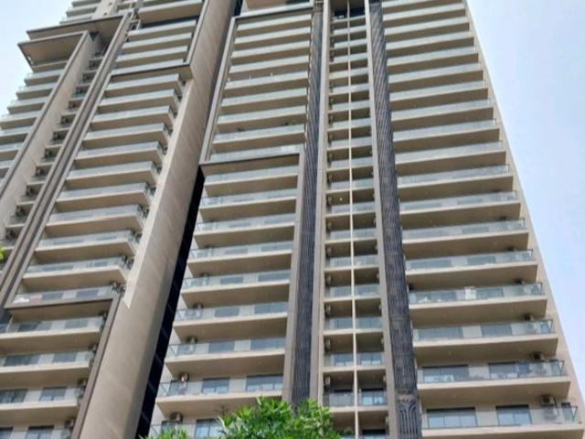 Resale | 3 BHK + Servant Room 2014 Sq.Ft. Apartment in M3M Heights