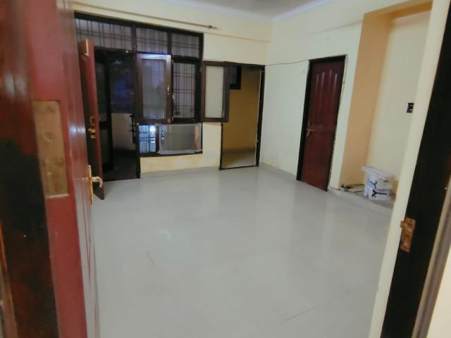 Resale | 3 BHK + Servant Room 2054 Sq.Ft. Apartment in M3M Heights
