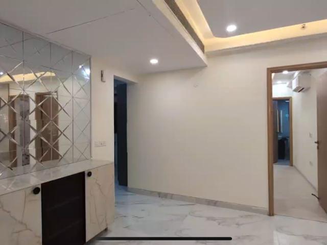 Resale | 3 BHK + Servant Room 2054 Sq.Ft. Apartment in M3M Heights