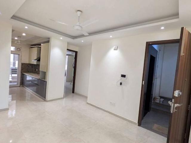 Resale | 3 BHK + Servant Room 2054 Sq.Ft. Apartment in M3M Sky City