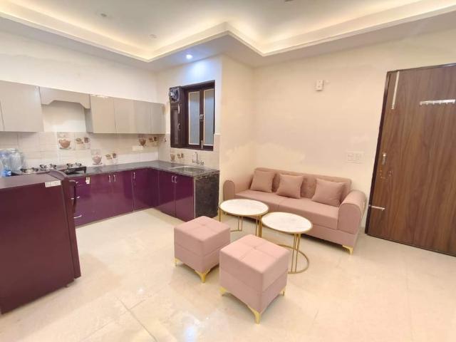 Resale | 3 BHK + Servant Room 2070 Sq.Ft. Apartment in Lotus Panache