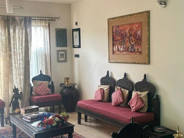 Resale | 3 BHK + Servant Room 2075 Sq.Ft. Apartment in Crown Cypress