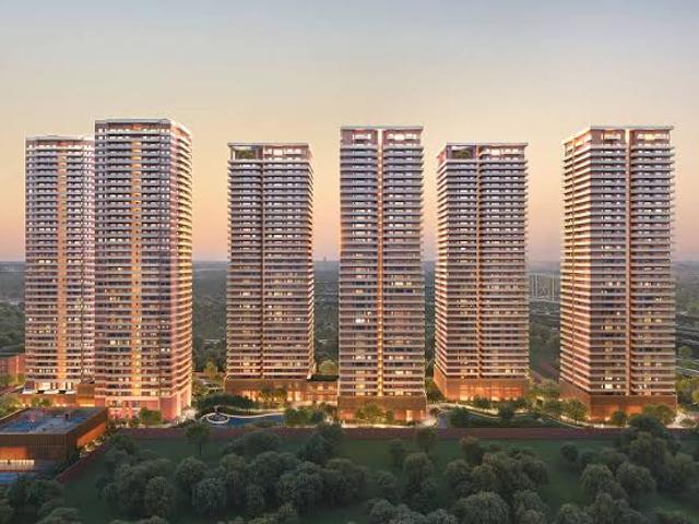 Resale | 3 BHK + Servant Room 2080 Sq.Ft. Apartment in M3M Mansion
