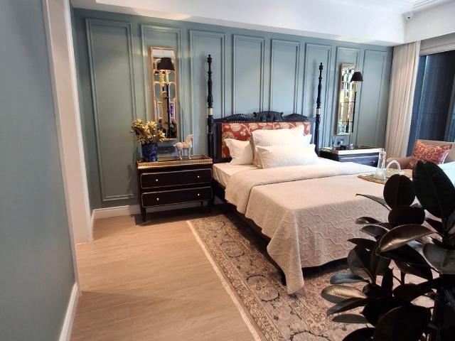 Resale | 3 BHK + Servant Room 2086 Sq.Ft. Apartment in DLF The Primus