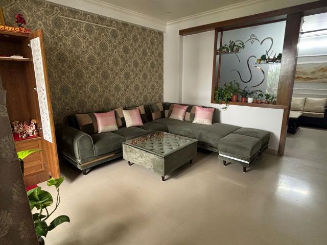 Resale | 3 BHK + Servant Room 2129 Sq.Ft. Apartment in Godrej Air Sector 85