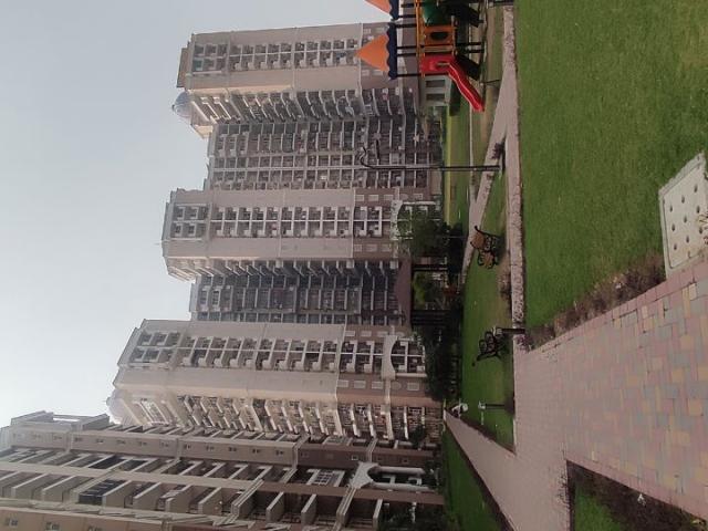 Resale | 3 BHK + Servant Room 2155 Sq.Ft. Apartment in Ambika Florence Park