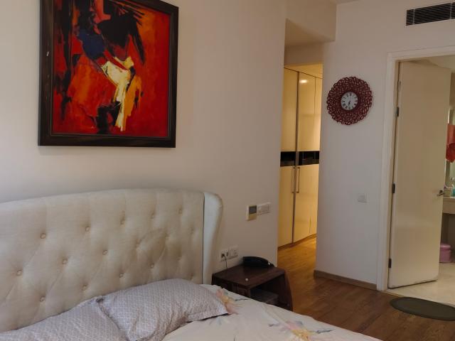 Resale | 3 BHK + Servant Room 2156 Sq.Ft. Apartment in Ireo The Grand Arch