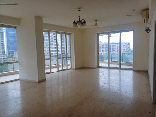 Resale | 3 BHK + Servant Room 2185 Sq.Ft. Apartment in Tata Primanti Tower Residences