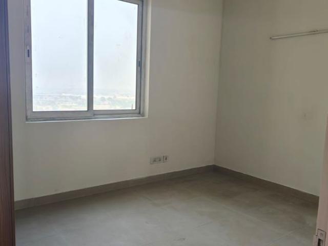 Resale | 3 BHK + Servant Room 2244 Sq.Ft. Apartment in Alphacorp Gurgaon One 84