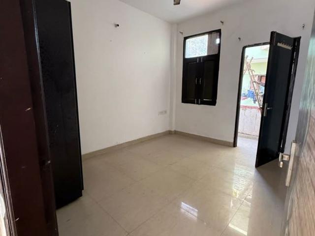 Resale | 3 BHK + Servant Room 2311 Sq.Ft. Apartment in Raheja Atlantis