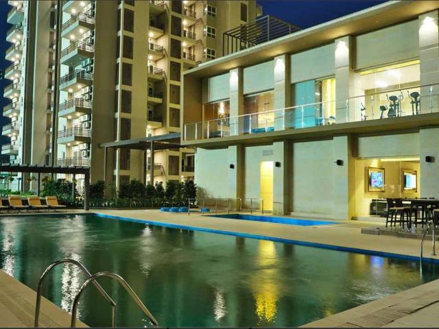 Resale | 3 BHK + Servant Room 2350 Sq.Ft. Apartment in Adani Oyster Grande Phase 2