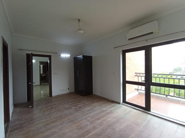 Resale | 3 BHK + Servant Room 2350 Sq.Ft. Villa in Raheja Vedaanta