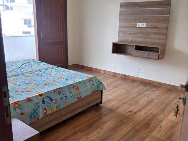 Resale | 3 BHK + Servant Room 3150 Sq.Ft. Apartment in DLF The Carlton Estate