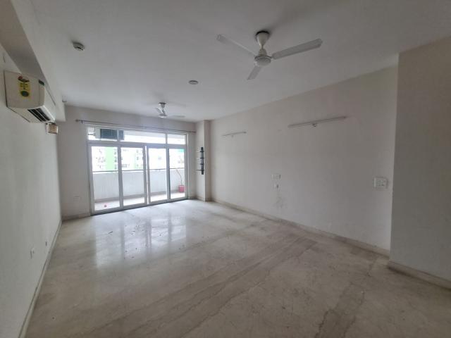Resale | 3 BHK + Servant Room 3205 Sq.Ft. Apartment in Parx Laureate