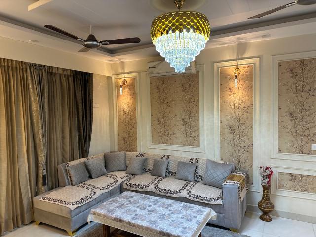 Resale | 3 BHK + Servant Room 3300 Sq.Ft. Apartment in Emaar The Palm Drive The Sky Terraces