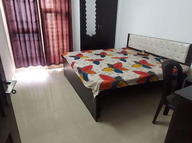 Resale | 3 BHK + Servant Room 3300 Sq.Ft. Apartment in Parx Laureate