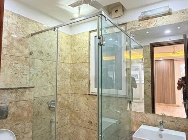 Resale | 3 BHK + Servant Room 4010 Sq.Ft. Apartment in M3M Polo Suites