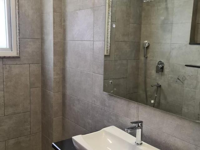 Resale | 3 BHK + Servant Room 4200 Sq.Ft. Apartment in Delphine Central Park Estates
