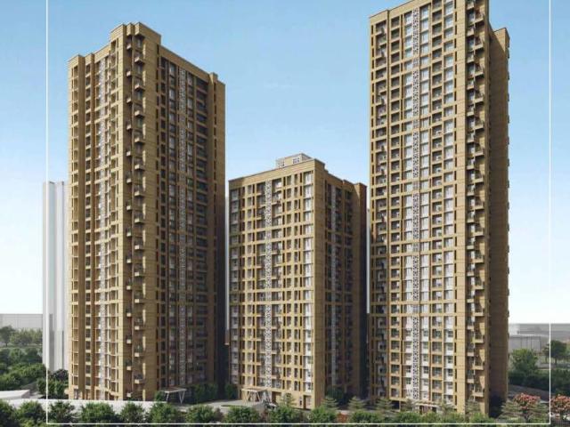 Resale | 3 BHK + Servant Room 890 Sq.Ft. Apartment in Godrej Sky Greens