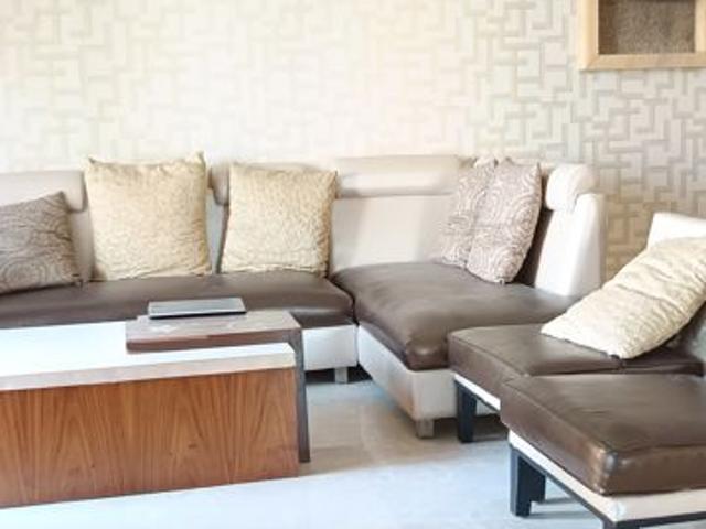 Resale | 3 BHK + Study Room 1000 Sq.Ft. Apartment in Oberoi Springs