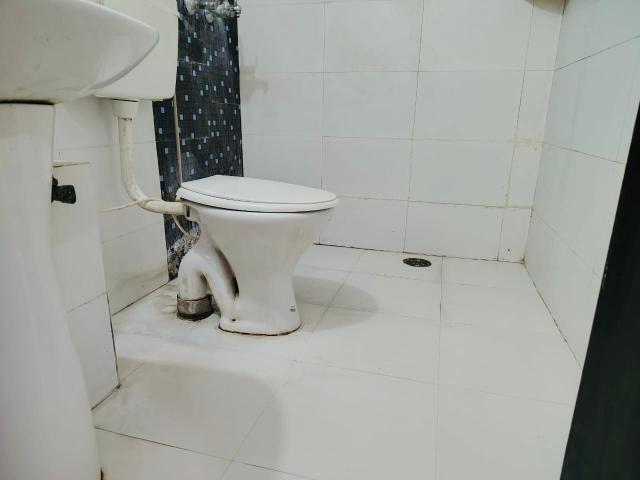 Resale | 3 BHK + Study Room 1186 Sq.Ft. Apartment in Rishabh Cloud 9