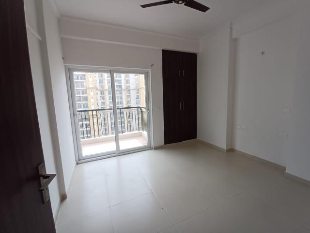 Resale | 3 BHK + Study Room 1250 Sq.Ft. Apartment in SG Impressions 58