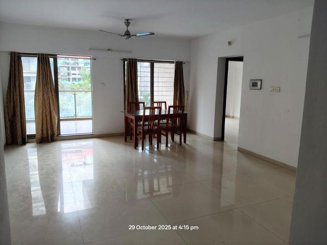 Resale | 3 BHK + Study Room 1305 Sq.Ft. Apartment in Kumar Peninsula