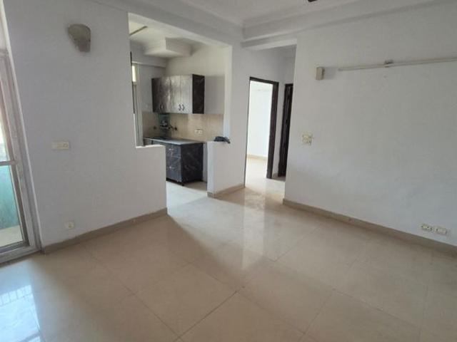 Resale | 3 BHK + Study Room 1350 Sq.Ft. Apartment in Amrapali Heartbeat City