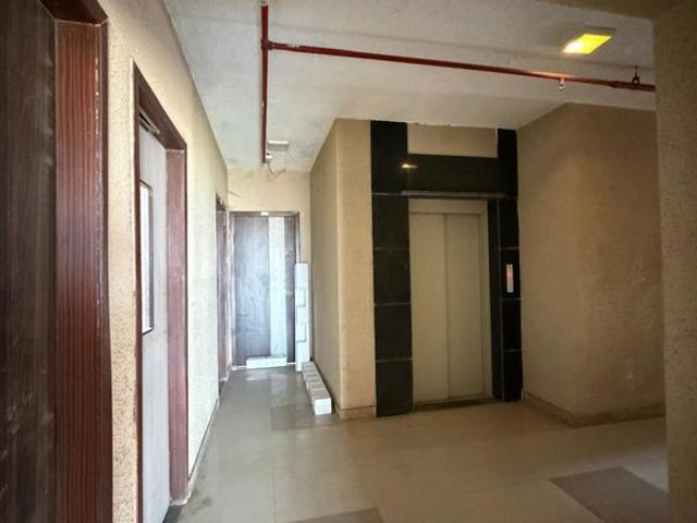 Resale | 3 BHK + Study Room 1363 Sq.Ft. Apartment in Thanekar BKC Paramount