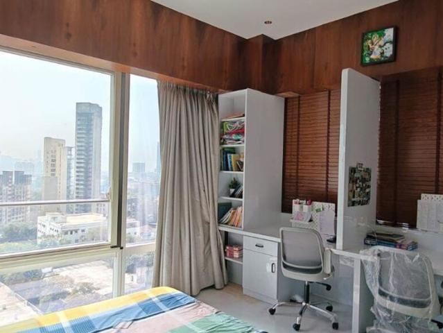 Resale | 3 BHK + Study Room 1370 Sq.Ft. Apartment in Indiabulls Blu