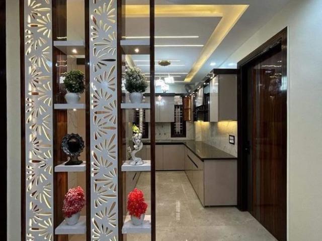 Resale | 3 BHK + Study Room 1400 Sq.Ft. Independent House in Sector 1