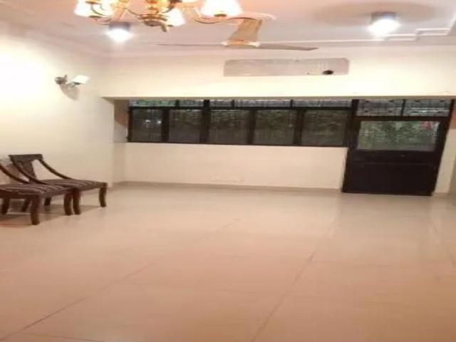 Resale | 3 BHK + Study Room 1450 Sq.Ft. Apartment in Patparganj